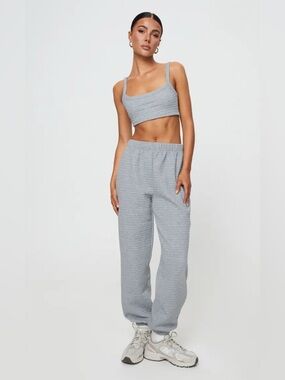 Princess Polly Arabella Sweatpants Size 6